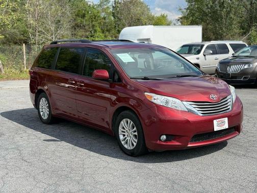 2015 Toyota Sienna XLE