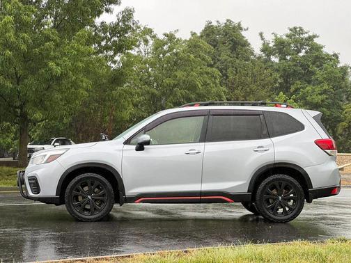 Dark Gray Metallic 2019 Subaru Forester Sport
