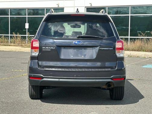 2018 Subaru Forester 2.5i Touring