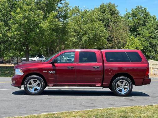 Delmonico Red Pearlcoat 2016 RAM 1500 Tradesman/Express