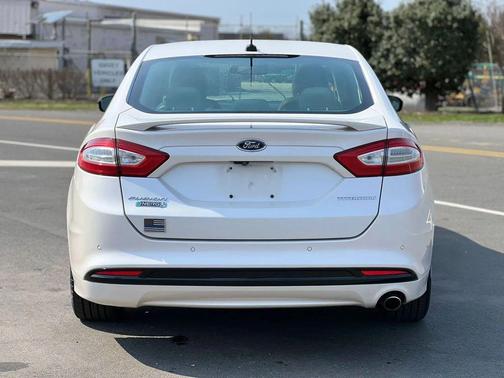 2014 Ford Fusion Energi Titanium