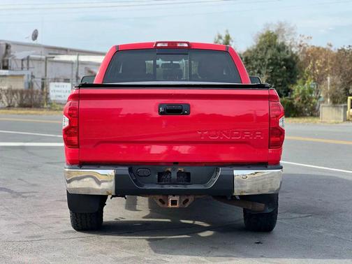 2014 Toyota Tundra SR5