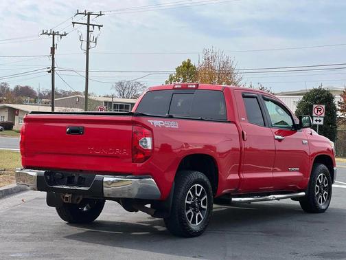 2014 Toyota Tundra SR5