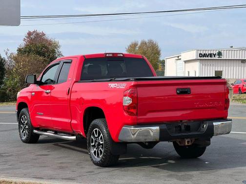 2014 Toyota Tundra SR5