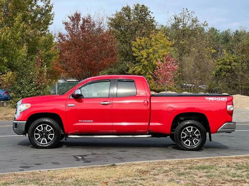 2014 Toyota Tundra SR5