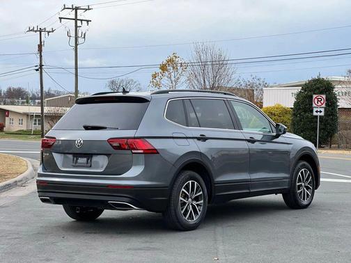 2019 Volkswagen Tiguan 2.0T SE