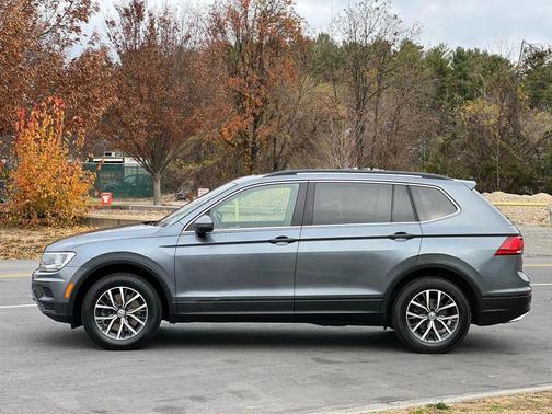 2019 Volkswagen Tiguan 2.0T SE