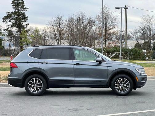 2019 Volkswagen Tiguan 2.0T SE