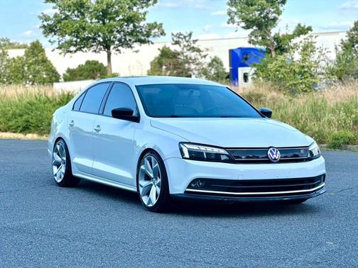 2016 Volkswagen Jetta 1.8T Sport