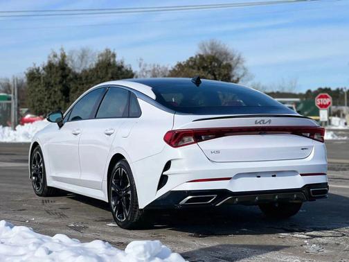 2023 Kia K5 GT-Line