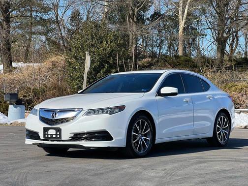 2017 Acura TLX w/Technology Package