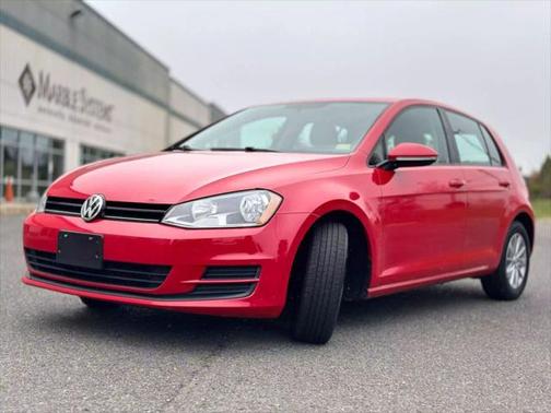 2017 Volkswagen Golf TSI SE 4-Door