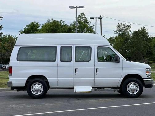 Oxford White 2011 Ford E150 Cargo