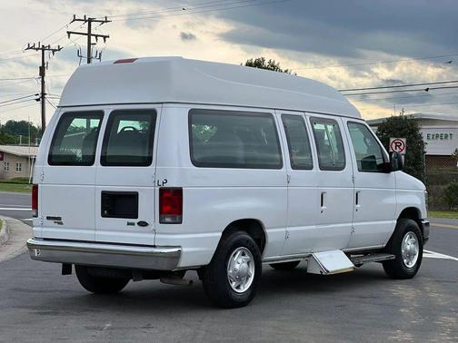 Oxford White 2011 Ford E150 Cargo