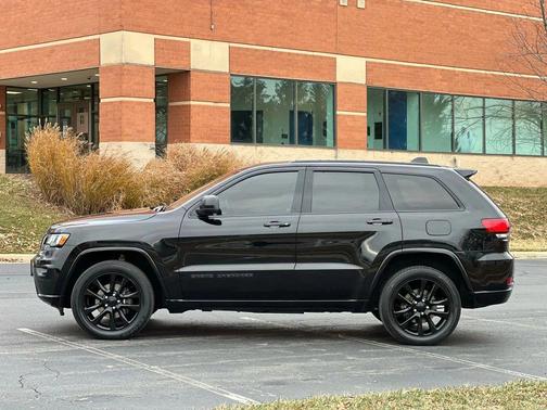 2018 Jeep Grand Cherokee Altitude