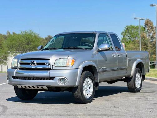 Silver Sky Metallic 2004 Toyota Tundra SR5
