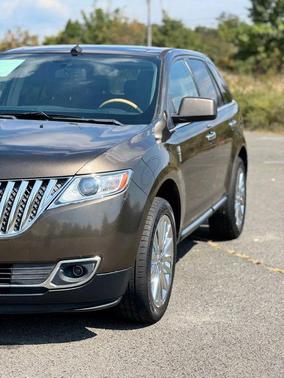 2011 Lincoln MKX Base
