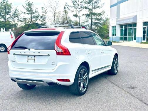 2017 Volvo XC60 T6 Dynamic