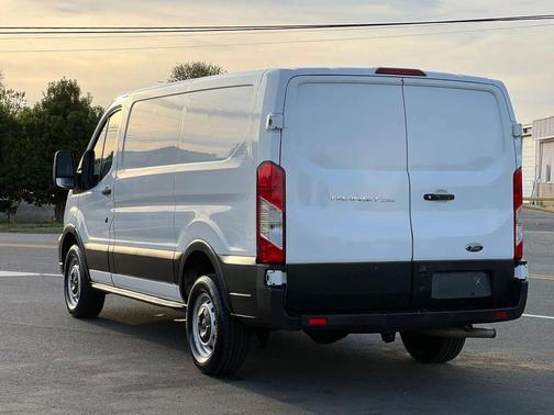 Oxford White 2020 Ford Transit-250 Base