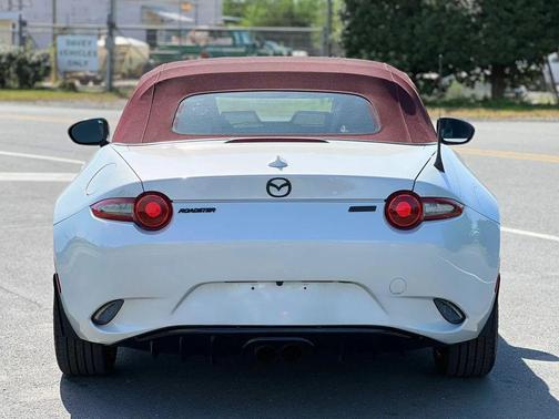 Snowflake White Pearl Mica 2018 Mazda MX-5 Miata Grand Touring