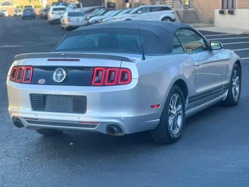 2014 Ford Mustang V6 Premium