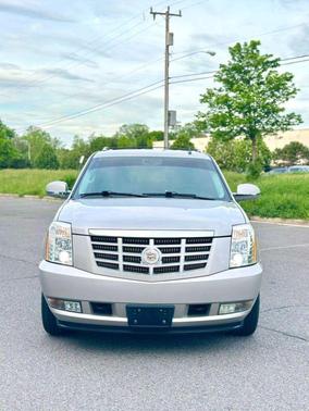 2008 Cadillac Escalade ESV Standard