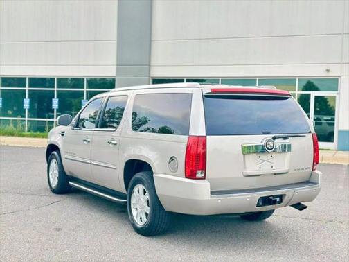 2008 Cadillac Escalade ESV Standard