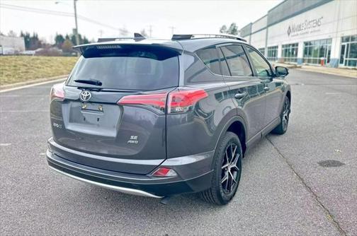 2016 Toyota RAV4 SE