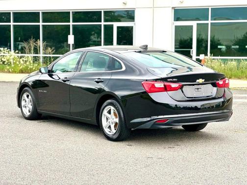 2018 Chevrolet Malibu 1LS