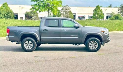 2016 Toyota Tacoma SR5