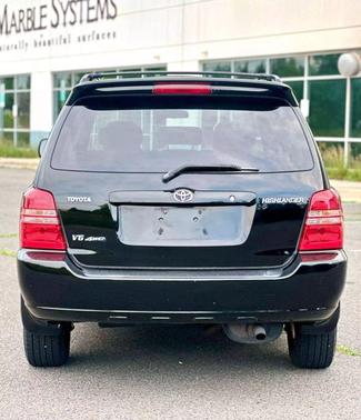 2003 Toyota Highlander Base