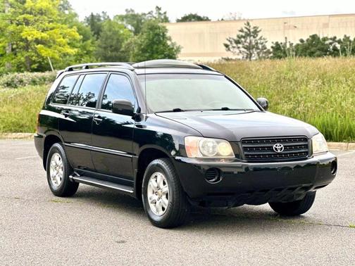 2003 Toyota Highlander Base