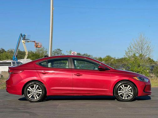 Scarlet Red 2018 Hyundai ELANTRA SEL