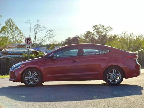 Scarlet Red 2018 Hyundai ELANTRA SEL