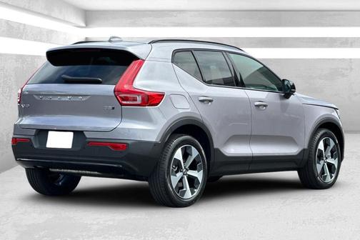 Aurora Blue 2026 Volvo XC40 B5 Plus