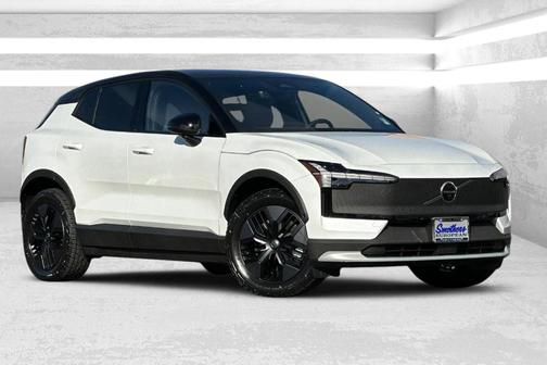 Crystal White 2026 Volvo EX30 TWIN MOTOR CROSS COUNTRY ULTRA