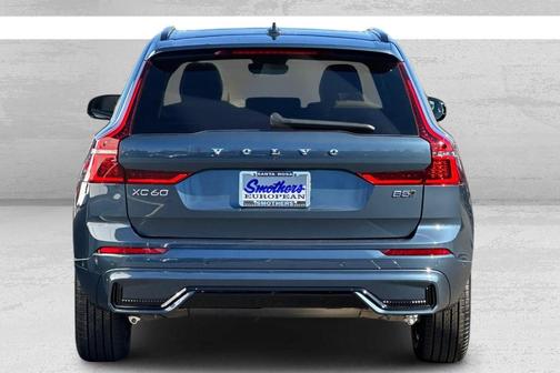 Denim Blue Metallic 2026 Volvo XC60 B5 Plus