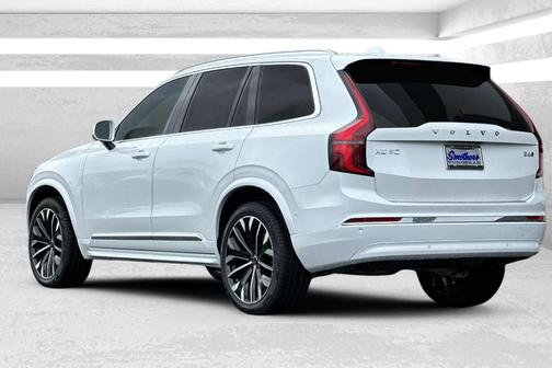 Crystal White Pearl 2026 Volvo XC90 B6 Plus 7-Seater