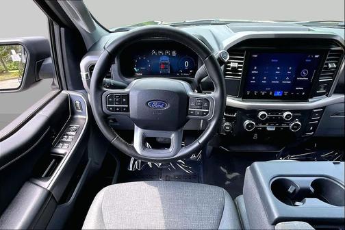 AGATE BLACK METALLIC 2025 Ford F-150 XLT
