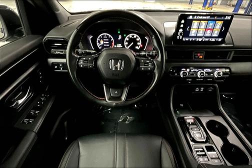 Sonic Gray Pearl 2024 Honda Pilot TrailSport