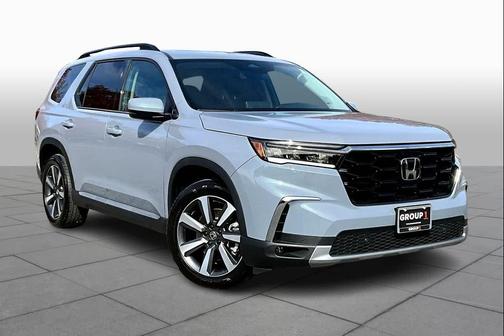 2025 Honda Pilot Touring 8-Passenger