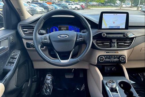 2020 Ford Escape Titanium