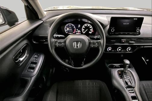 Crystal Black Pearl 2025 Honda HR-V LX