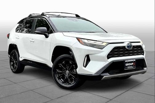 2023 Toyota RAV4 Hybrid SE