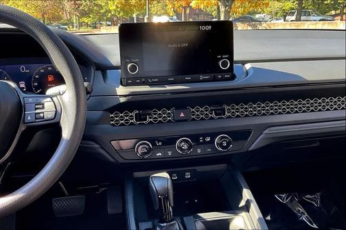 2024 Honda Accord LX 1.5T