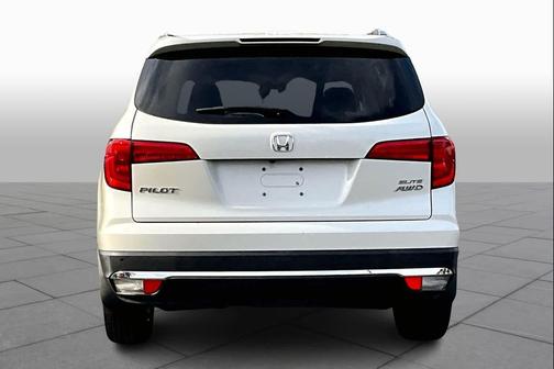 2018 Honda Pilot Elite