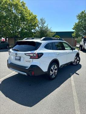 2022 Subaru Outback Touring XT