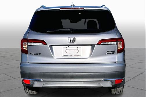 2021 Honda Pilot Touring 8-Passenger