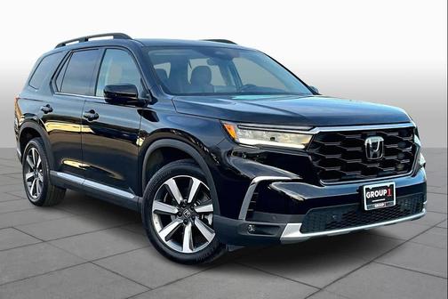 2025 Honda Pilot Touring 8-Passenger