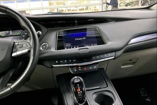 2023 Cadillac XT4 Luxury